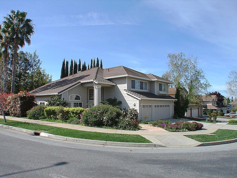 2nd image of 3251 Pinot Blanc Way