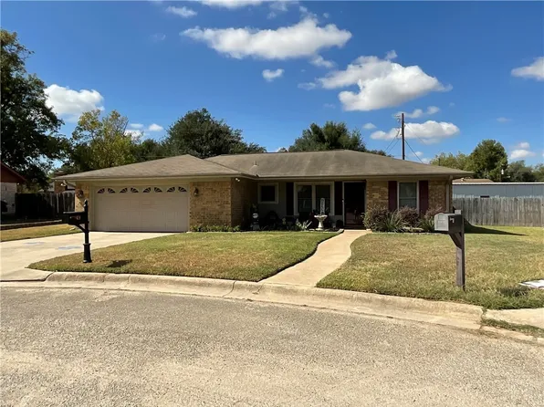 619 Jackson St E, Rockdale, TX 76567