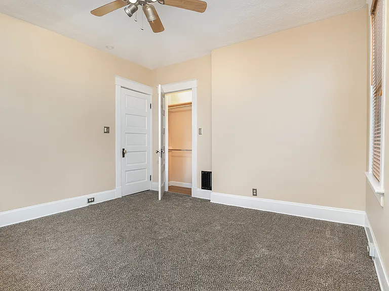 5248 Montgomery Rd — Photo 17