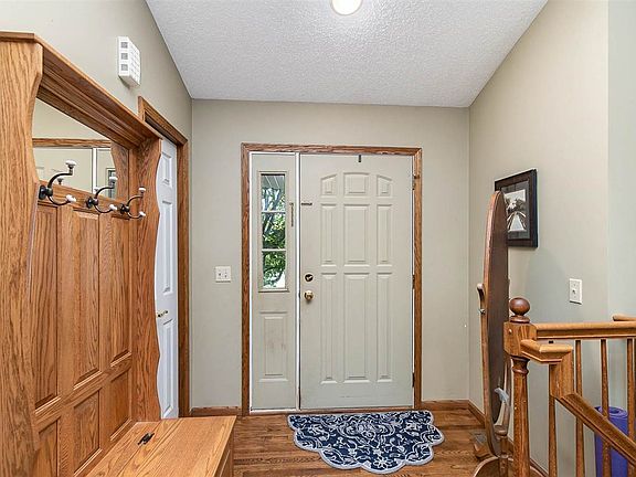 4th image of 11166 Thornberry Dr