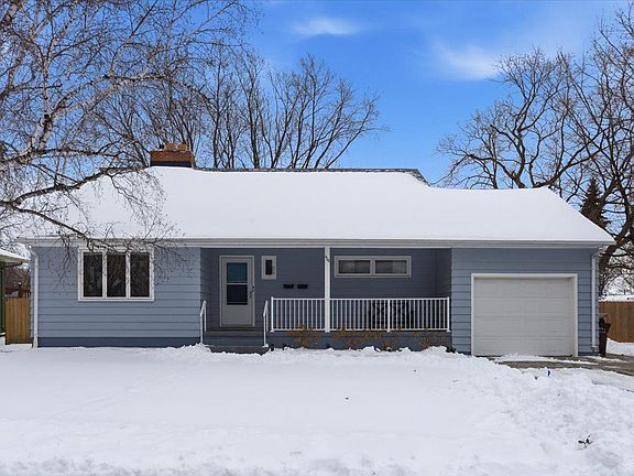 2nd image of 406 4th St S