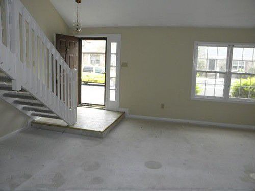 2nd image of 135 Tidal Dr