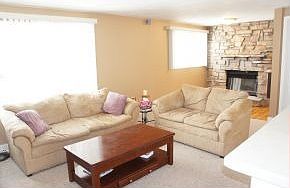 3rd image of 1357 Ponderosa Ave