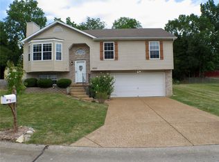 4225 NW Point Dr, House Springs, MO 63051