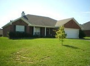 318 Big Oak Dr, Florence, MS 39073