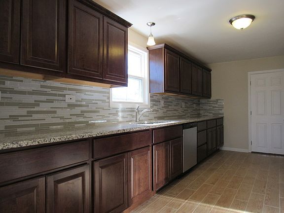 2nd image of 3216 Harper Ave
