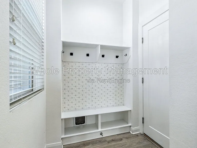 6619 Mariposa Ct — Photo 27