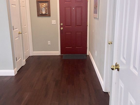 4th image of 624 Wisteria Ln