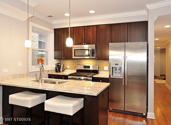 4th image of 1430 W Thome Ave #1W
