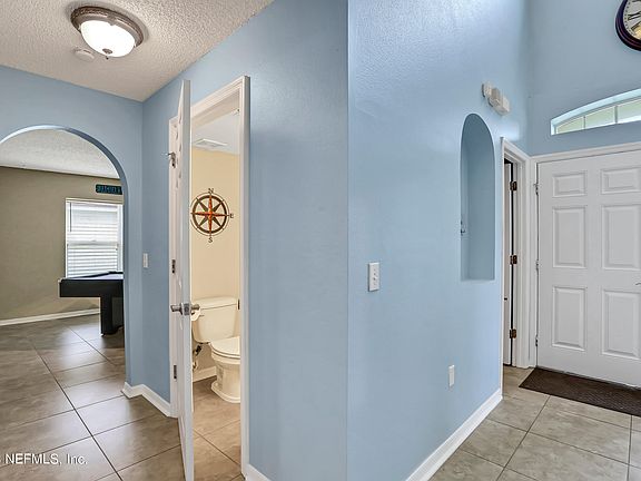 5th image of 9457 HARRIER Court