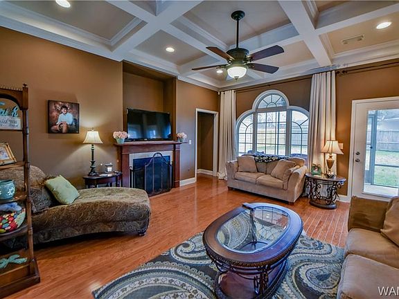 5th image of 13897 Highland Pointe Dr