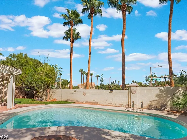 2100 Desert Peak Rd — Photo 42