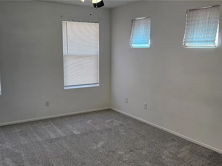 7451 Benlomond Ave — Photo 21