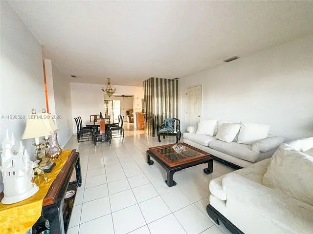 3420 SW 104th Ave — Photo 5