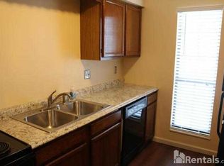 104 Lansdowne Dr, Knoxville, TN 37922