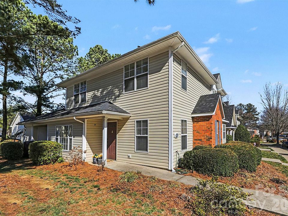 1st image of 3653 Melrose Cottage Dr