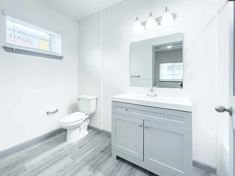 5238 Eggleston Ave #202 — Photo 9