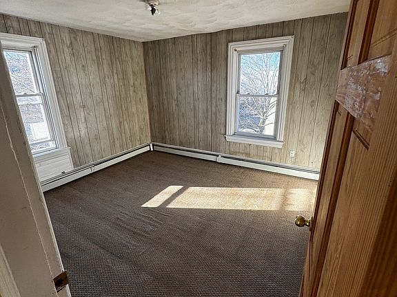 5th image of 40-42 Lincoln Ave #3