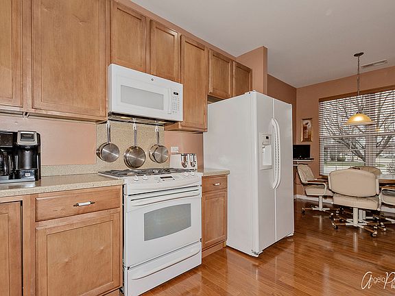 4th image of 13140 Red Alder Ave