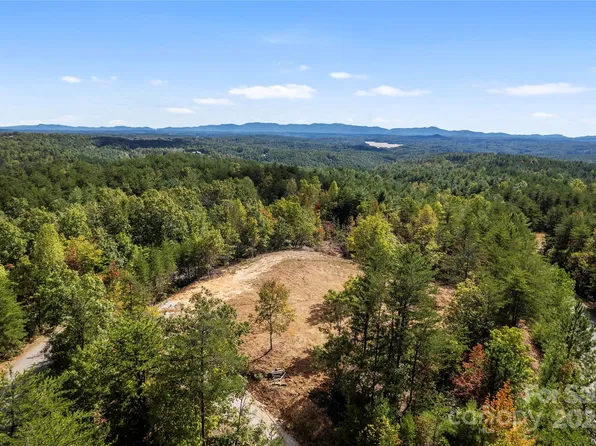 9028 Shortoff View Ter, Nebo, NC 28761