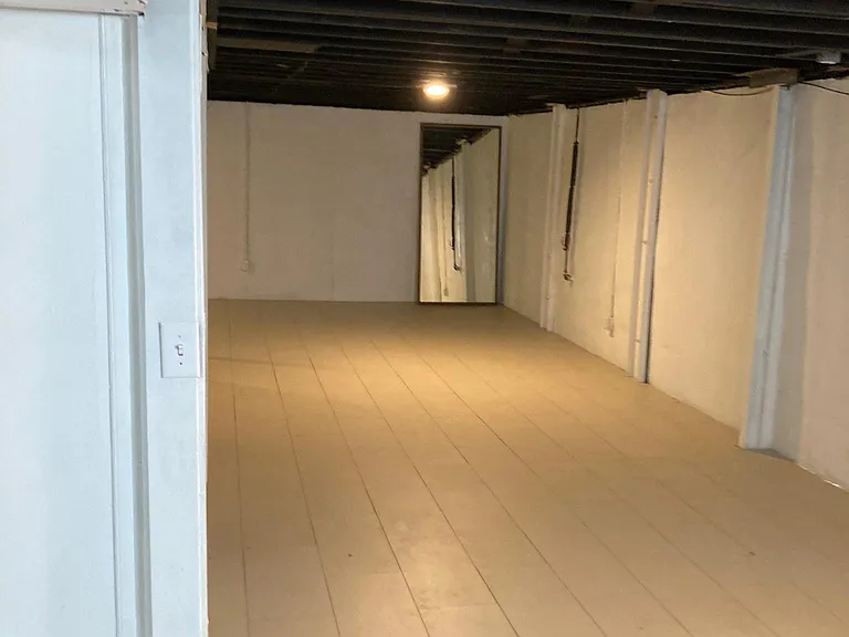 13400 Locust St — Photo 16