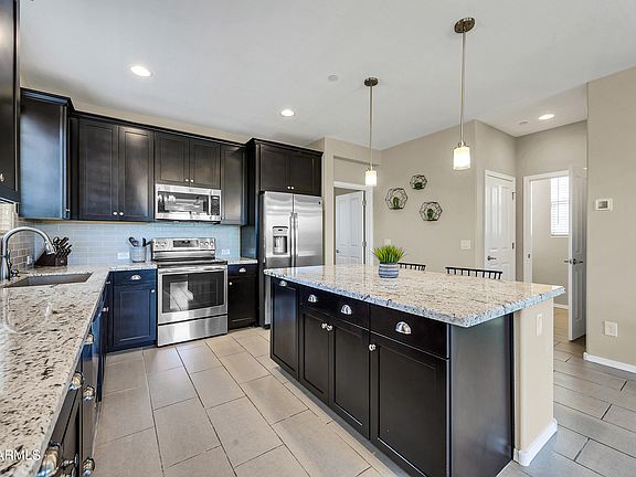 3rd image of 1625 E LOWELL Avenue