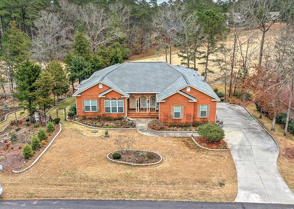 1st image of 291 Fairway Dr