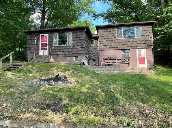 9501 N Koher Rd E, Syracuse, IN 46567