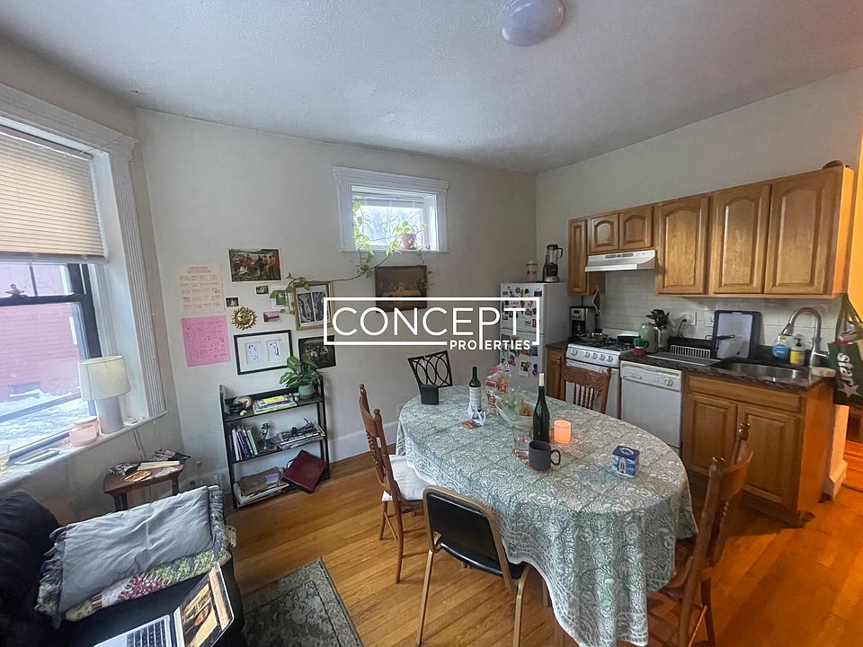 1st image of 1412 Commonwealth Ave #8