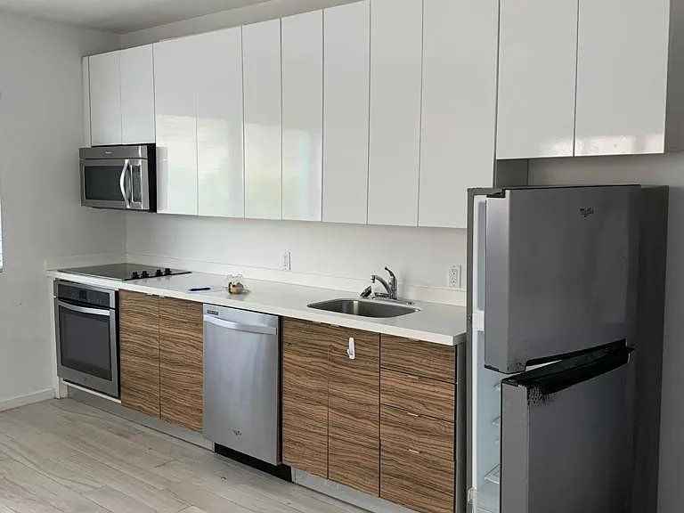 820 15th St #101 — Photo 17