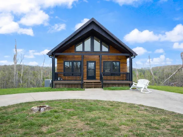 433 Woodlands Way, Russell Springs, KY 42642
