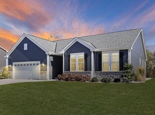 2043 Summerset Dr, Racine, WI 53406