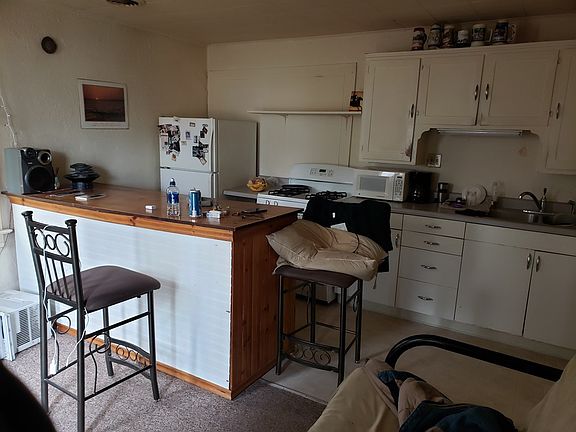 5th image of 74 E Pine St #76