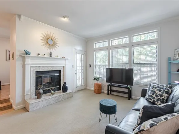 240 Renaissance Pkwy NE APT 104, Atlanta, GA 30308