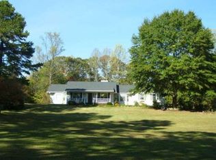 5205 Young Rd, Gainesville, GA 30506