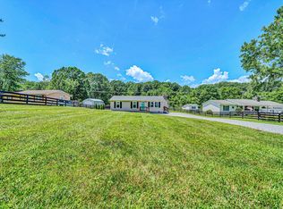1967 Stoney Battery Rd, Troutville, VA 24175