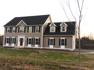 32 Walnut Brook Ln, Southbury, CT 06488