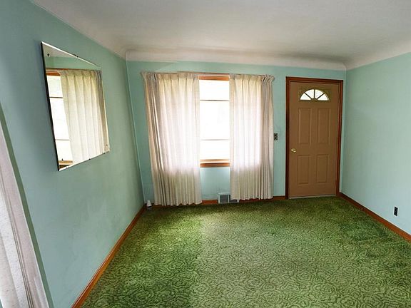 2nd image of 674 Stevens Blvd
