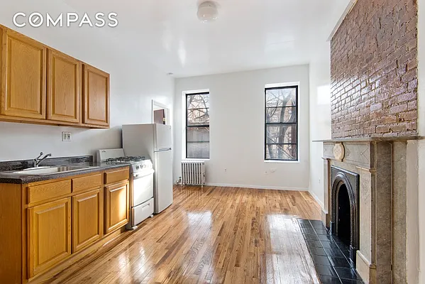 Rented by Compass | media 7