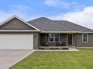 233 N Karen Circle, Seymour, MO 65746