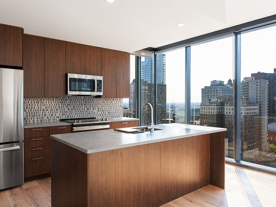 Kitchen with island