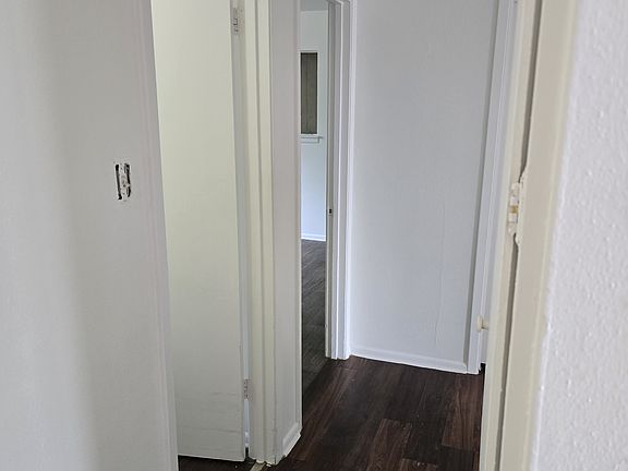 3rd image of 5311 Santa Cruz St