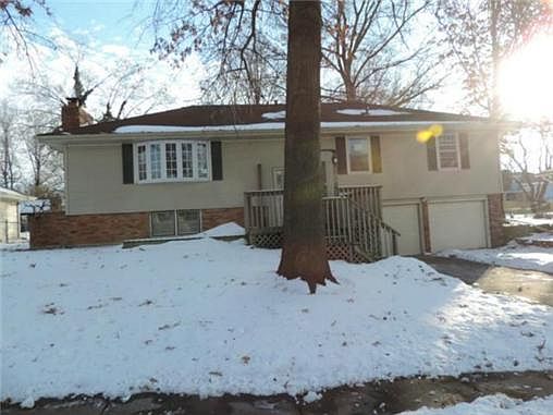 1st image of 1100 SW Skyline Dr
