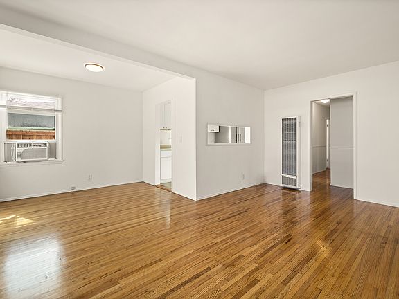 3rd image of 3613 Palm Ave