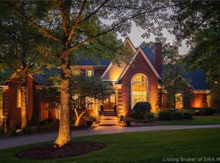 2017 Spring Farms Dr, Floyds Knobs, IN 47119