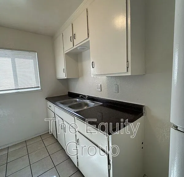 2024 North Ave #D — Photo 13