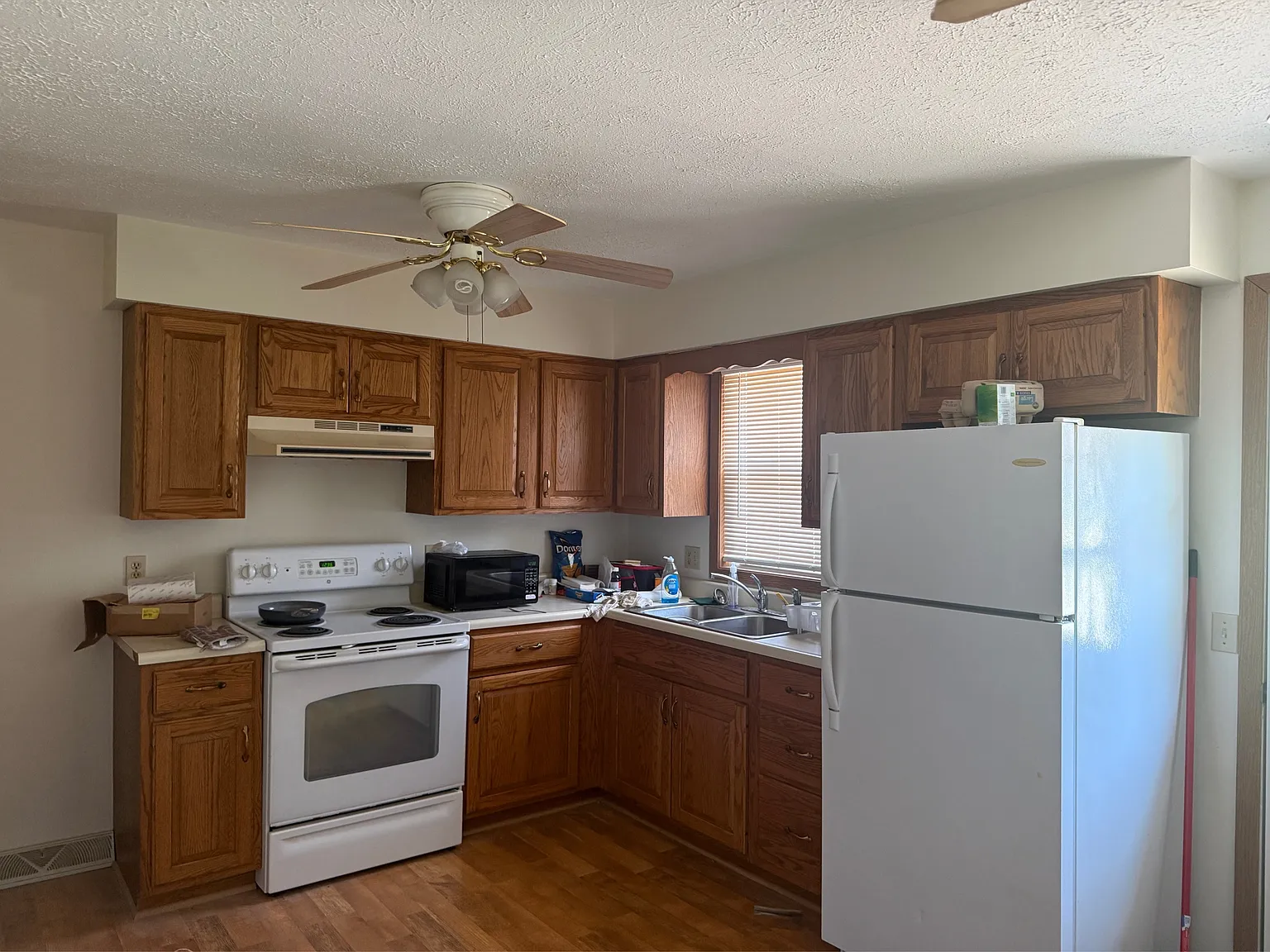 74 Evergreen Terrace Drive - 10 — Photo 3