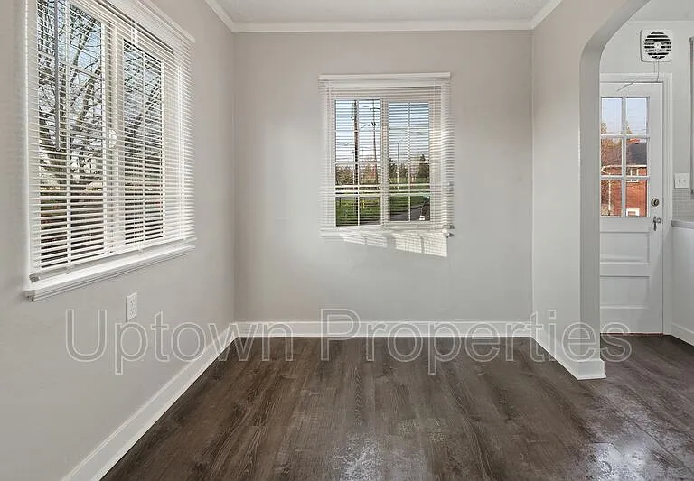 1344 NE 68th Ave — Photo 7