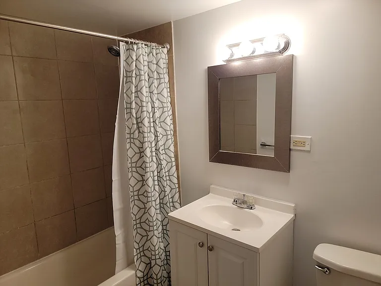 7432 Washington St #103 — Photo 8