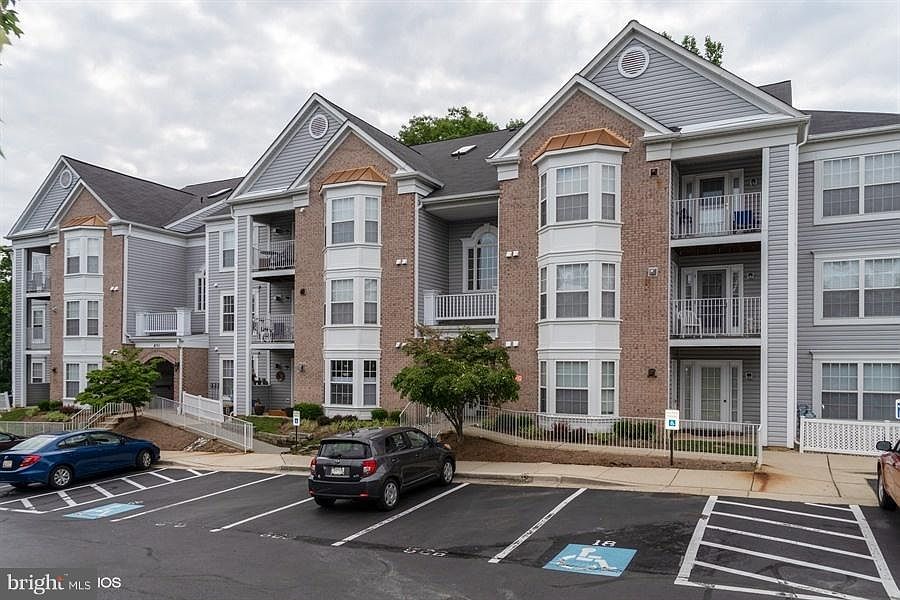 1st image of 653 Burtons Cove Way Unit 2